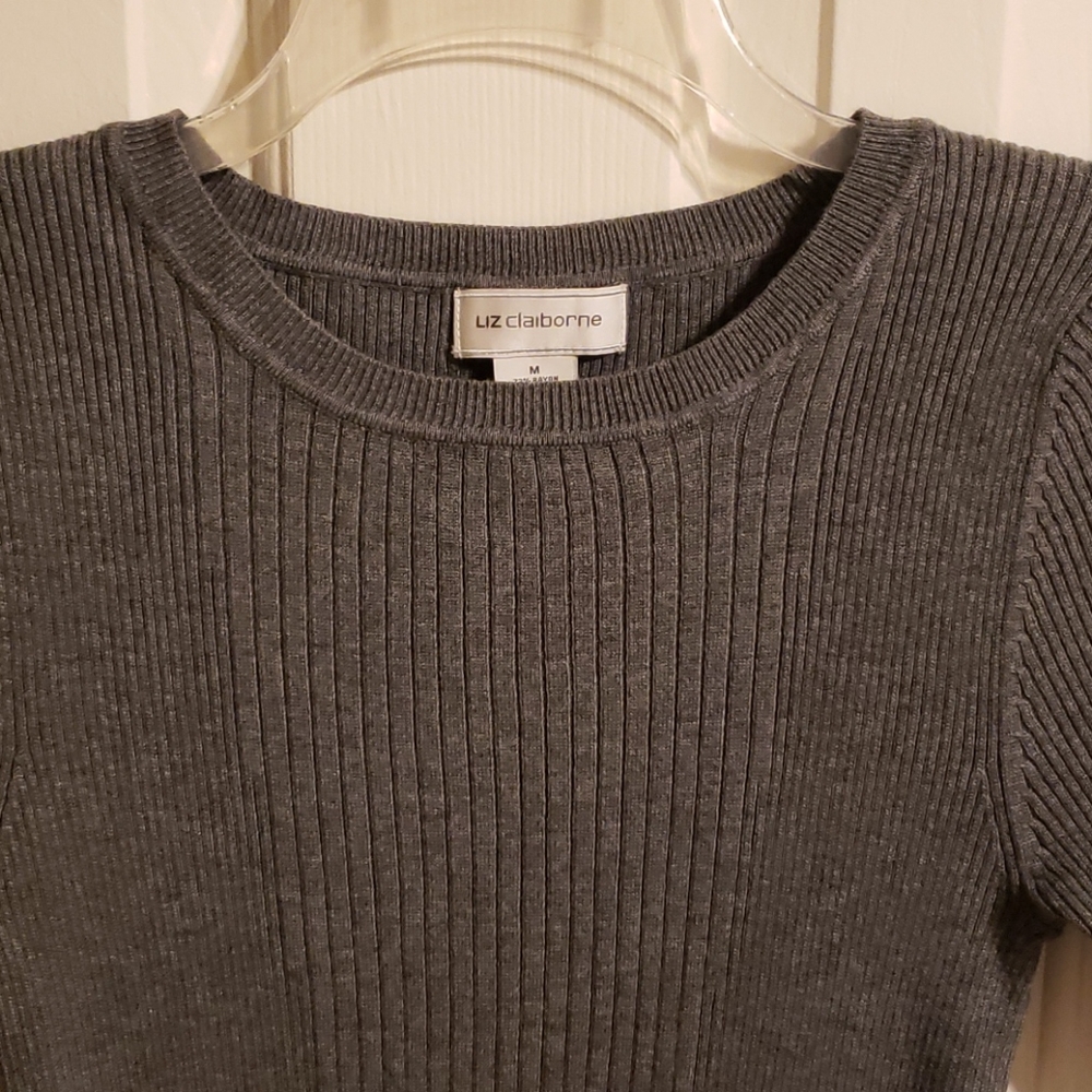 Grey sweater - Picture 2 of 3